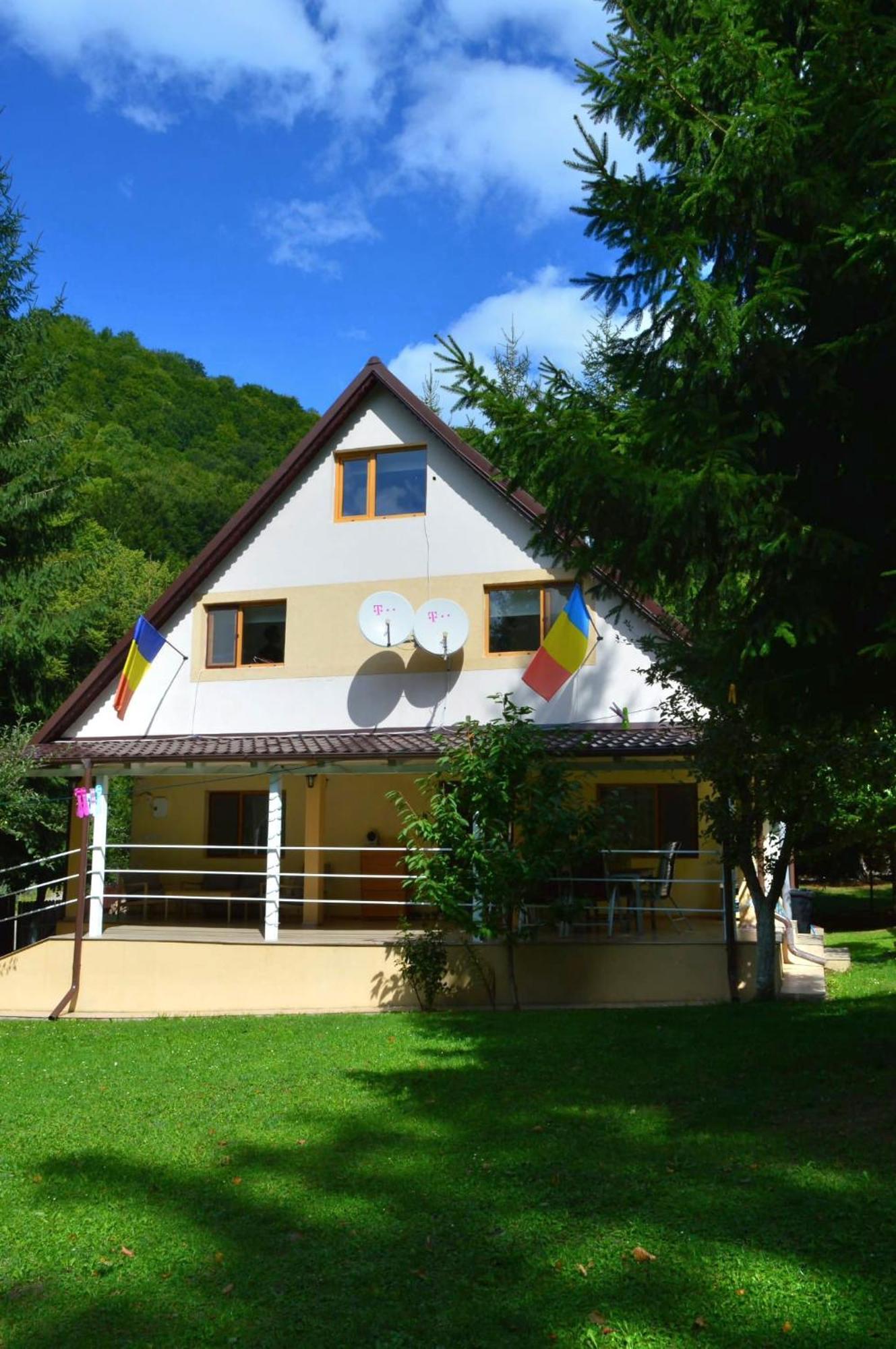 Casa Aris Lepsa Vrancea Hotel Buitenkant foto